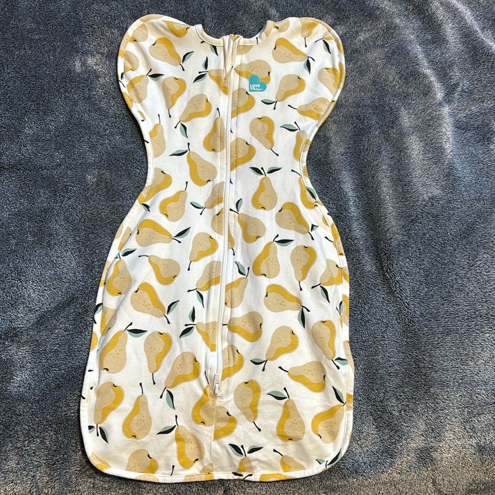 Love to Dream swaddle up size small